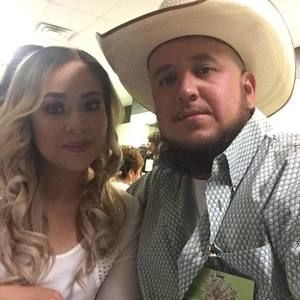 Meet your Posher, Perla